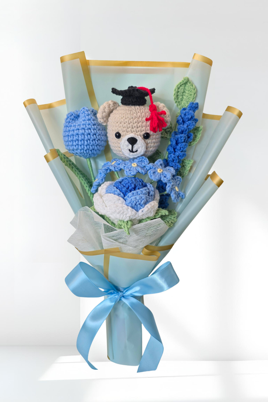 Graduation Bouquet - Hug-Me Teddy