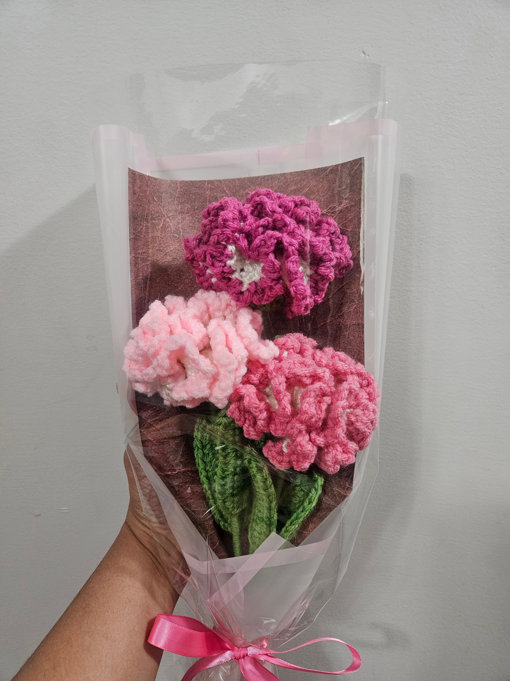 Carnation 001 - Ridmanee's Crochet Store
