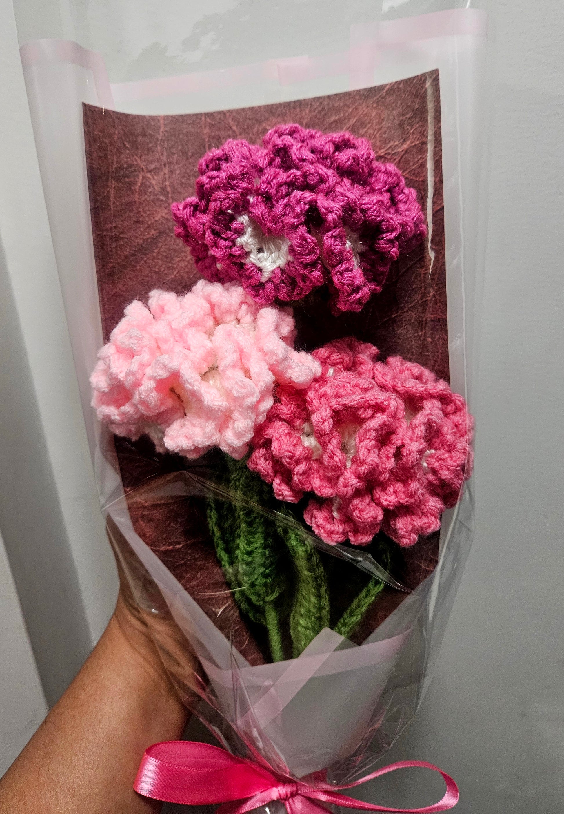 Carnation 001 - Ridmanee's Crochet Store
