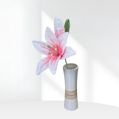 Lily Regular